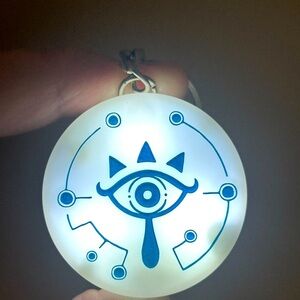 The Legend of Zelda - Sheikah Slate Light up Keychain 🗡️🛡️